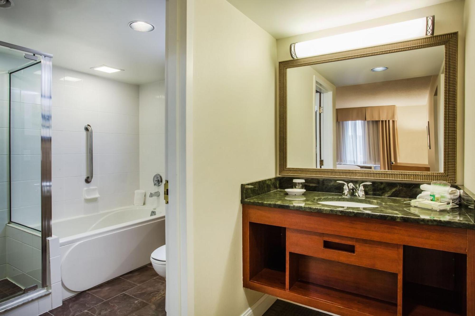 Holiday Inn Saratoga Springs By Ihg Værelse billede